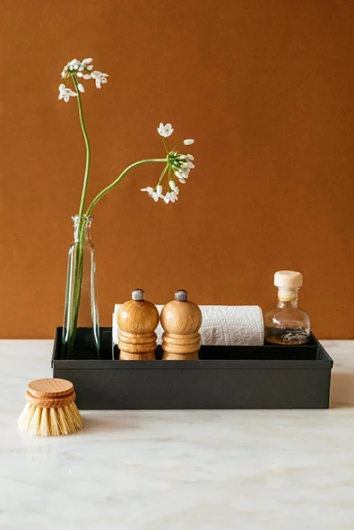 Minimalist ve Şık Tasarımlı Metal Siyah Renkli Çok Amaçlı Organizer Kutu ürün görseli