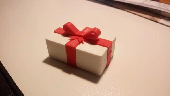 Küçük Hediye Kutusu Plastik Aparat