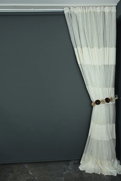 KARELİ GÖBEKLİ MODEL KREM RENK TEK KANAT Hazır dikilmiş Pileli Fon Perde 300*260 cm - Resim 8