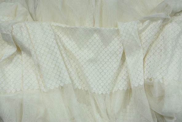 KARELİ GÖBEKLİ MODEL KREM RENK TEK KANAT Hazır dikilmiş Pileli Fon Perde 300*260 cm - Resim 10