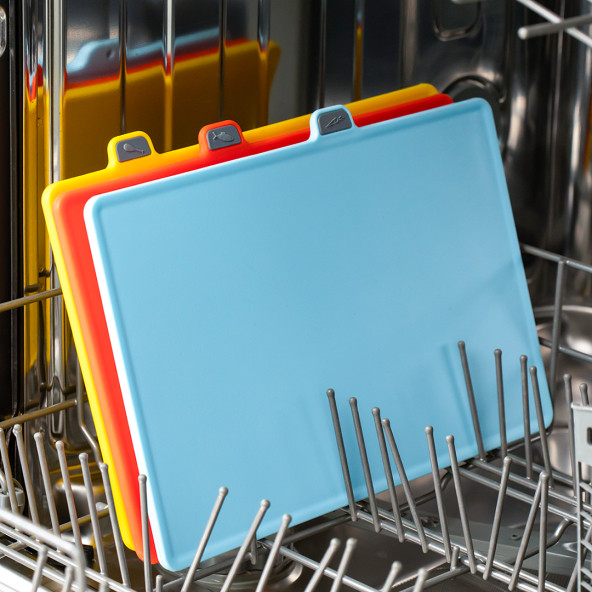 1076 3 Bıçaklı Antrasit-Beyaz Standlı Çoklu Kesme Tahtası Seti - Plastik Kırmızı Et Balık Sebze Beyaz Et - 5