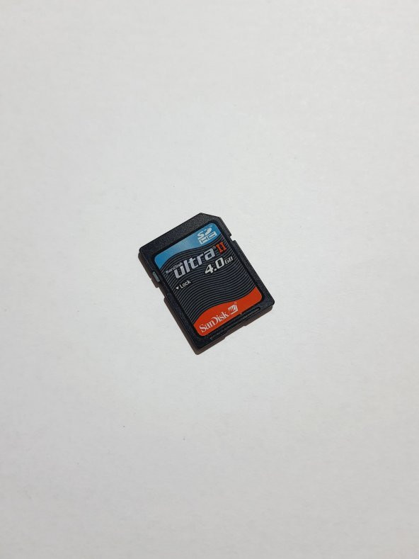 SanDisk Ultra 4GB SD Hafıza Kartı A018 2.El