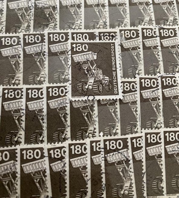 Yabancı Posta Pulu Lotu 840 Adet B002 - 5