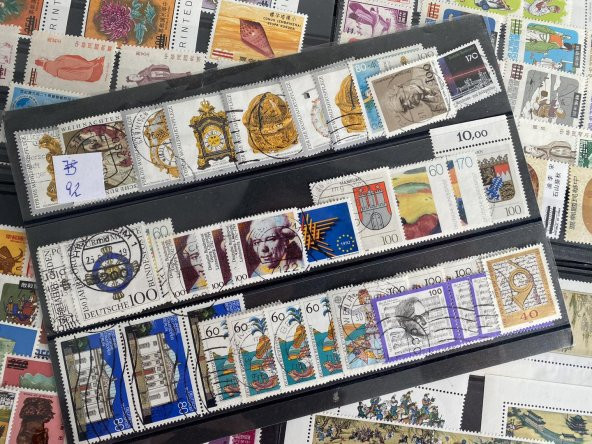 Yabancı Posta Pulu Lotu 850 Adet B006 - 2