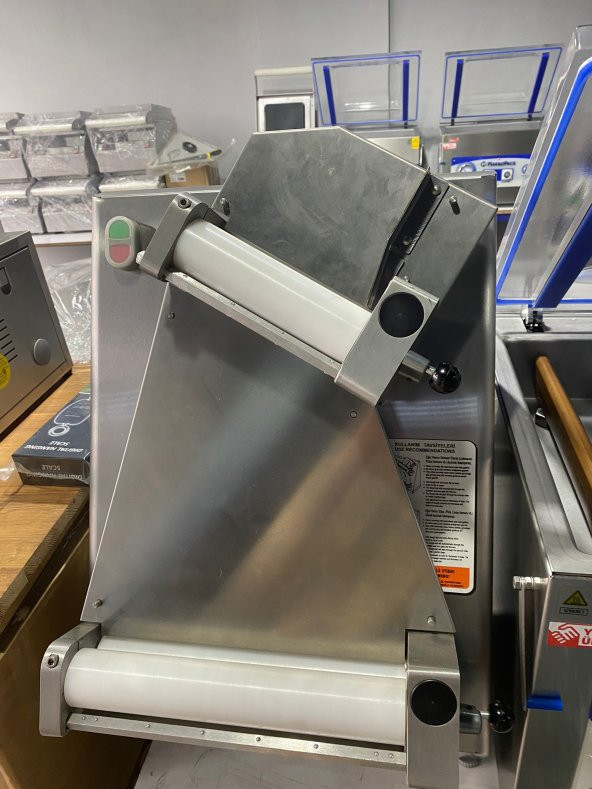 Bosfor 30 Cm Yatay Merdane Hamur Açma Makinesi ( UHA-30-Y ) - 3