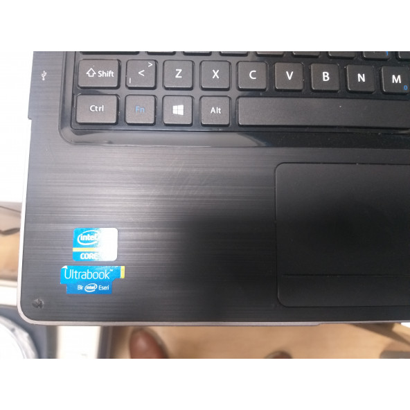 CASPER B14Y ULTRABOOK - 3