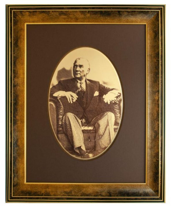 Atatürk koltuğunda Portre 42X52 cm