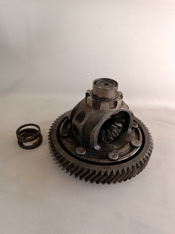 VW Audi FSI Şanzıman Ayna Mahruti 68 Diş 02T409121F Çıkma Parça - 2