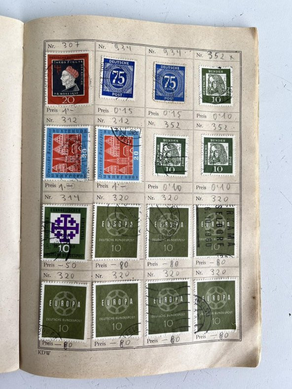 Yabancı Posta Pulu Albümü 650 Adet A080 - Resim 9