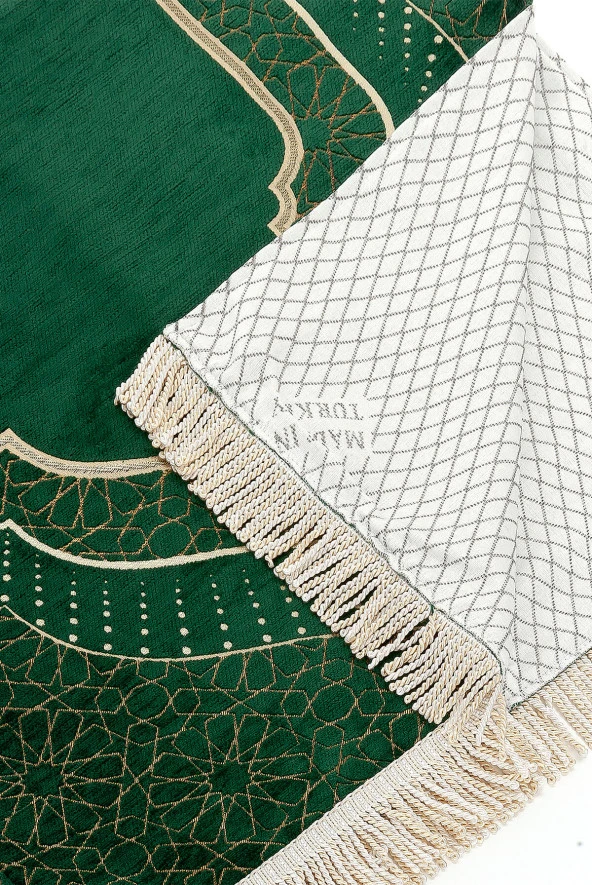 Mihrap Desenli Astarlı Şönil Seccade - Yeşil - Resim 3