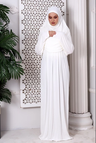 Tek Parça Pratik Başörtülü Robalı Namaz Elbisesi 8015 Kırık Beyaz