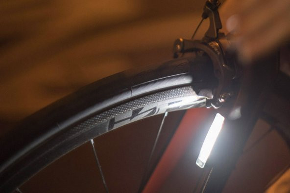 Knog Blinder Plus Usb Şarjlı Bisiklet Ön Aydınlatma FAR-220 - 11