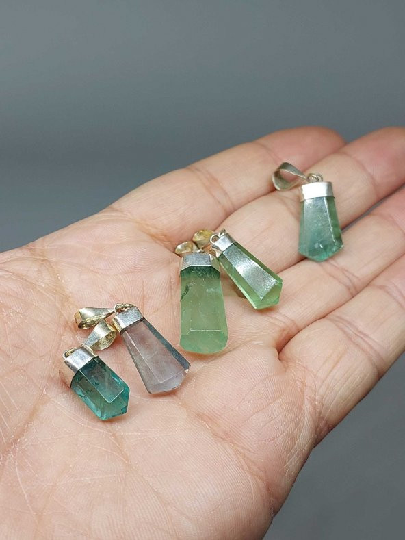 Florit Taşı Yeşil 925 Ayar Gümüş Aparatlı Kolye Ucu ürün görseli 1