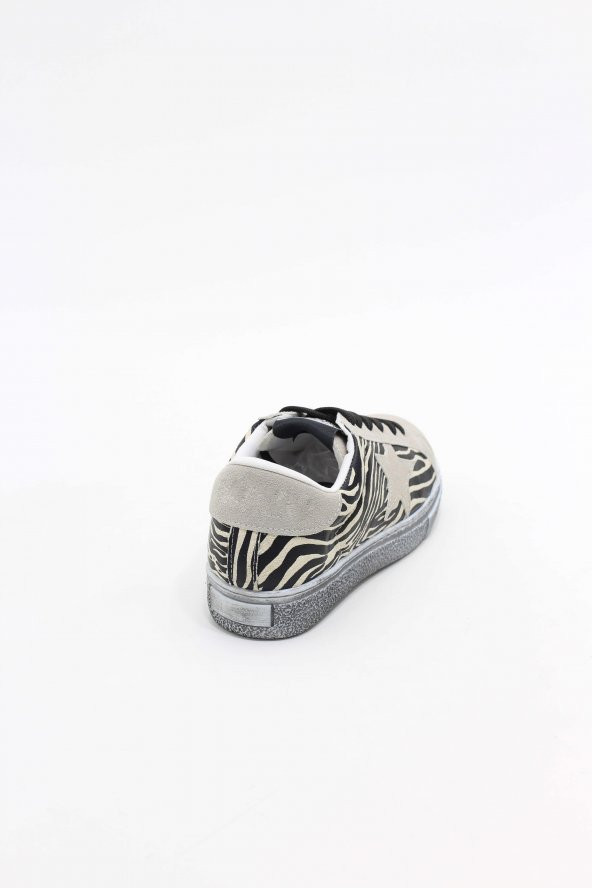 MAGGİE SİYAH RENK ZEBRA DESENLİ KADIN SPOR AYAKKABI - 4