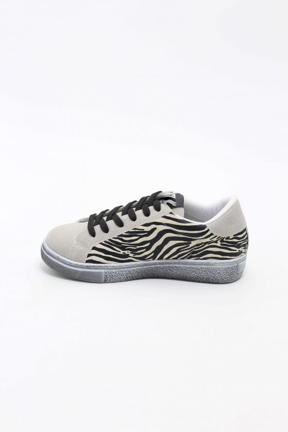 MAGGİE SİYAH RENK ZEBRA DESENLİ KADIN SPOR AYAKKABI - 5