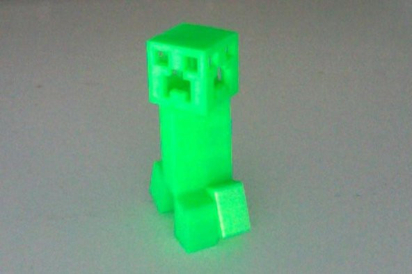 Minecraft Creeper Statue Plastik Aparat