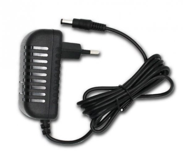 POWERMASTER PM-16741 8.2 VOLT - 1 AMPER PLASTİK KASA ADAPTÖR 5.5*2.5 UÇ
