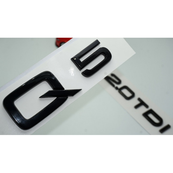 Audi Q5 2.0 TDi Parlak Siyah ABS 3M 3D Bagaj Yazı Logo Orjinal Ürün