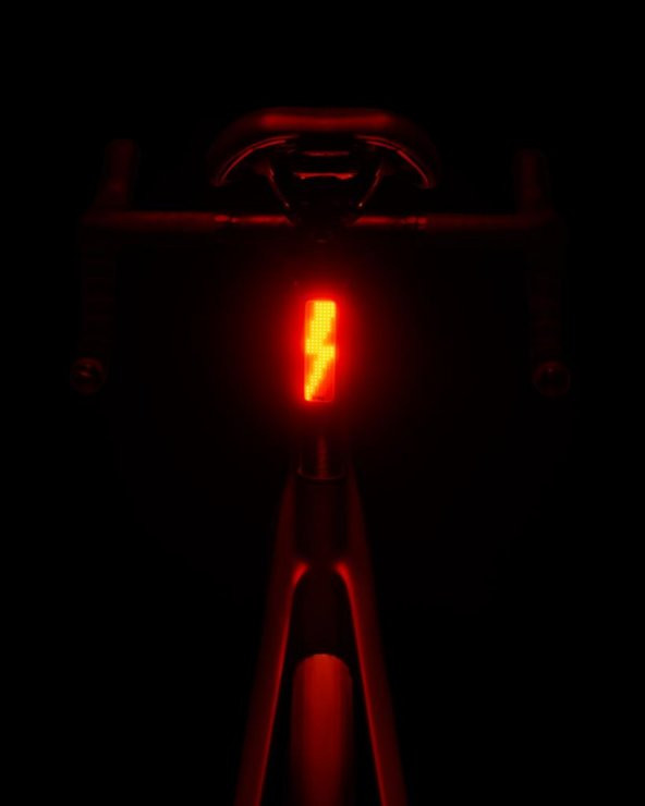 Knog Blinder V-Bolt Usb Şarjlı Bisiklet Arka Aydınlatması STP-220 - 6