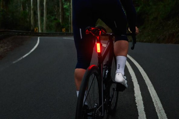 Knog Blinder Road 150 Usb Şarjlı Bisiklet Arka Aydınlatması STP-223 - Resim 2