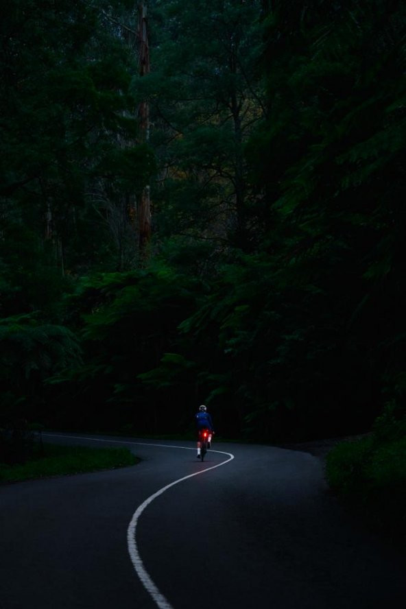 Knog Blinder Road 150 Usb Şarjlı Bisiklet Arka Aydınlatması STP-223 - Resim 5