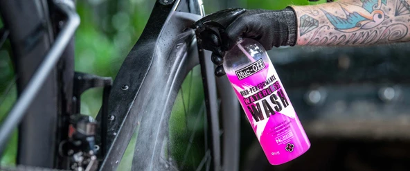 Muc-Off High Performance Waterless Wash 750ml Susuz Yıkama Spreyi - Resim 3