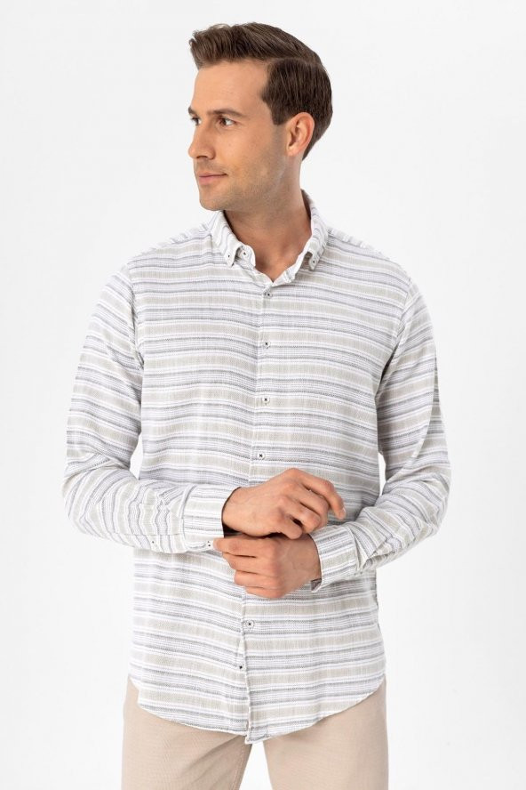 Köşeli Manşet Slimfit Düz Gömlek - Resim 4