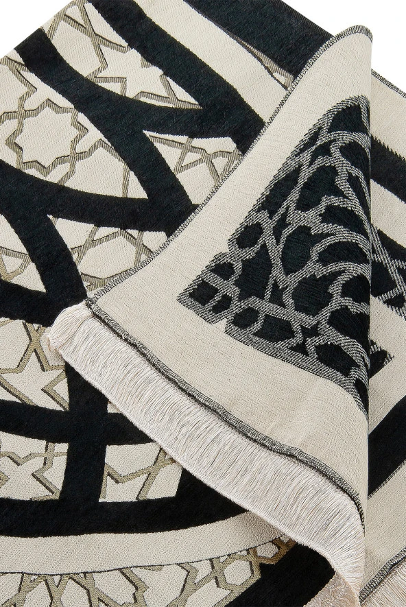 Yıldız Desenli Şönil Seccade - Siyah - Resim 3