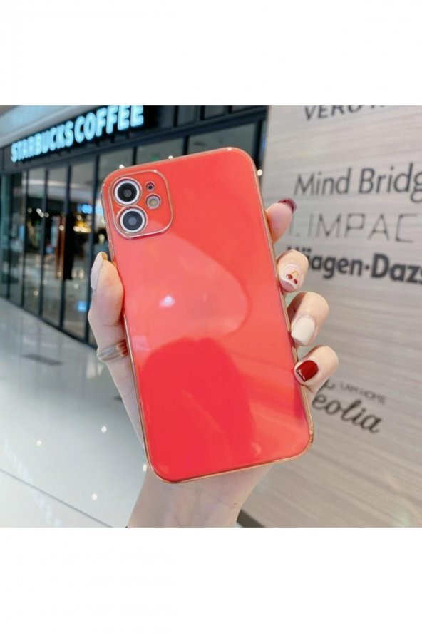Iphone 12 Pro Kamera Korumalı Gold Detaylı Electro Lüx Silikon Kapak