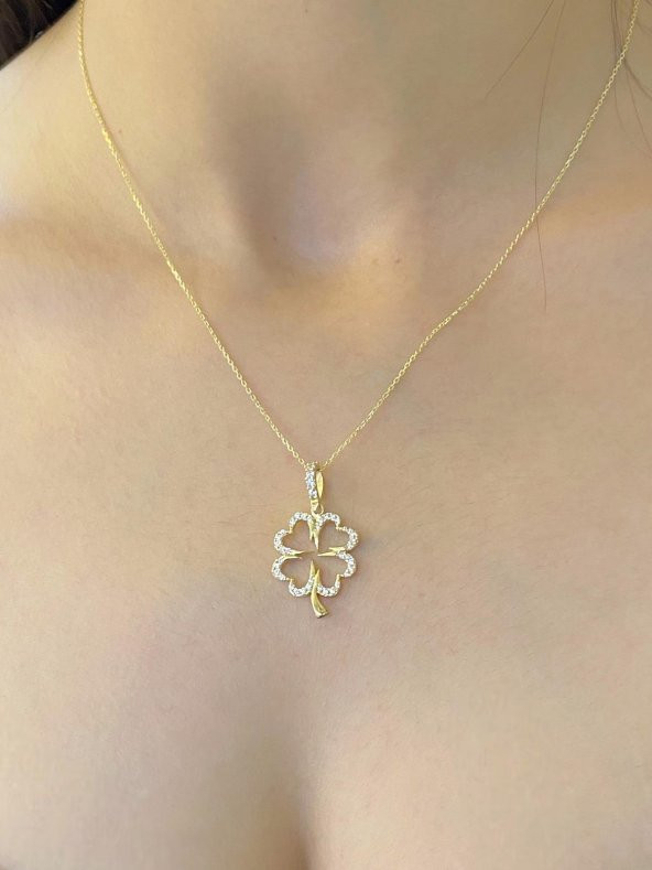 Zirkon Taş Yonca Altın Kolye 8 Ayar ürün görseli