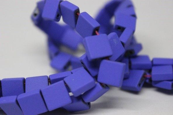 Hematit Taşı Çift Delikli/Adet (17535-1) - Resim 3