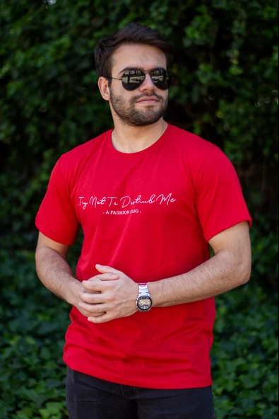 Erkek Kırmızı El Yazısı İmza Baskı Kısa Kollu Bisiklet Yaka Erkek T-Shirt 22ETSHEYAZ - 3