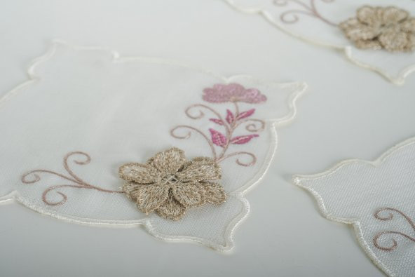 Finezza Linda Nakışlı  Krem Pembe Kokteyl Peçetesi 15x15 cm 4 Ad-1489 - 4