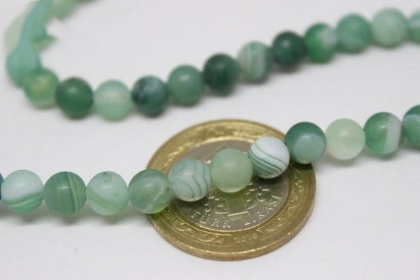 Akik Taşı Mat YARIM Dizi 6mm (18cm uzunluğundadır) ürün görseli