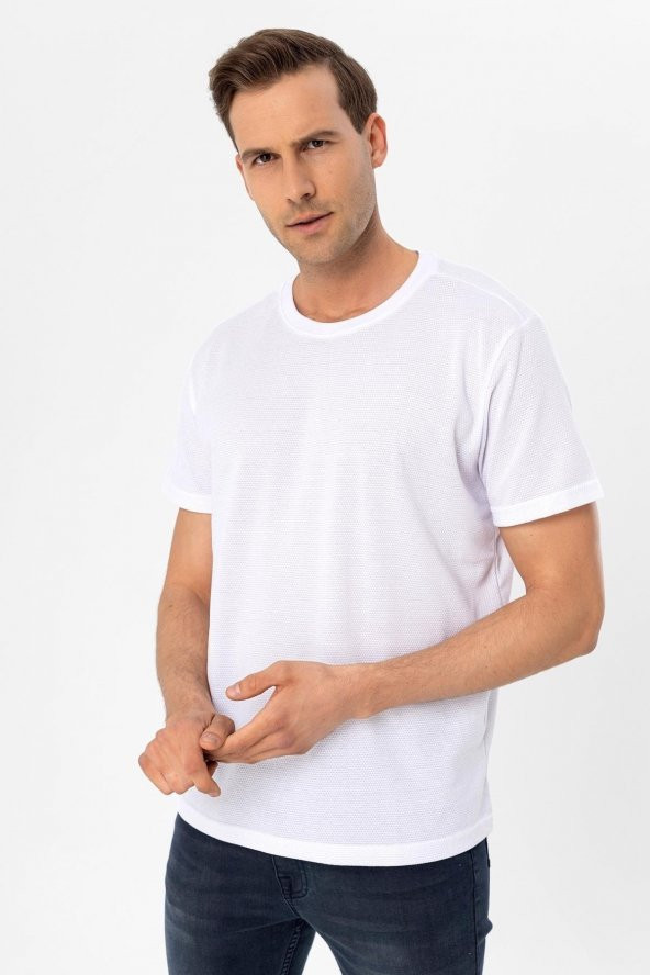 O Yaka Regular Kalıp Armürlü Tişört - Resim 5