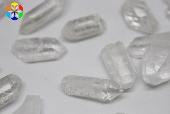 Mini Boy Uçlu Berrak Bebek Kristal Kuvars Ham Doğal Parçalar 3-5 Gram - 5