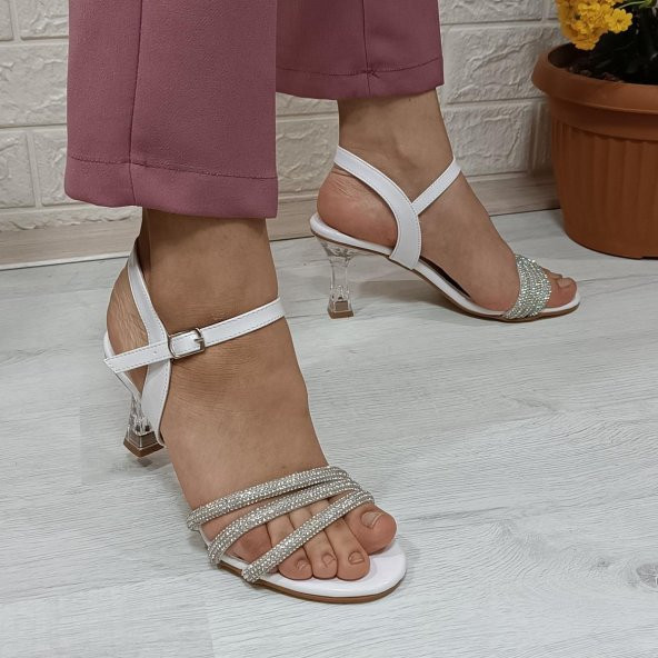 Fiyra 7027 Beyaz 7cm Kadeh Topuk Üçbant Taşlı Bayan Abiye Ayakkabı - 6