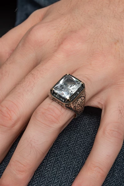 Beyaz Zirkon Taşlı Oyma Motifli 925 Gümüş Erkek Yüzük - Resim 3