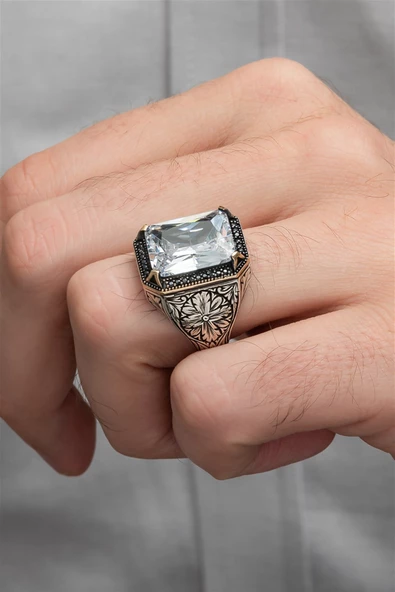 Beyaz Zirkon Taşlı Oyma Motifli 925 Gümüş Erkek Yüzük ürün görseli