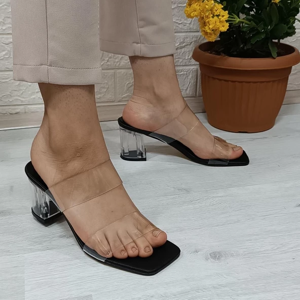 Fiyra 7026 Siyah 5cm Kare Cam Topuklu Bayan Şeffaf Bantlı Terlik - 6
