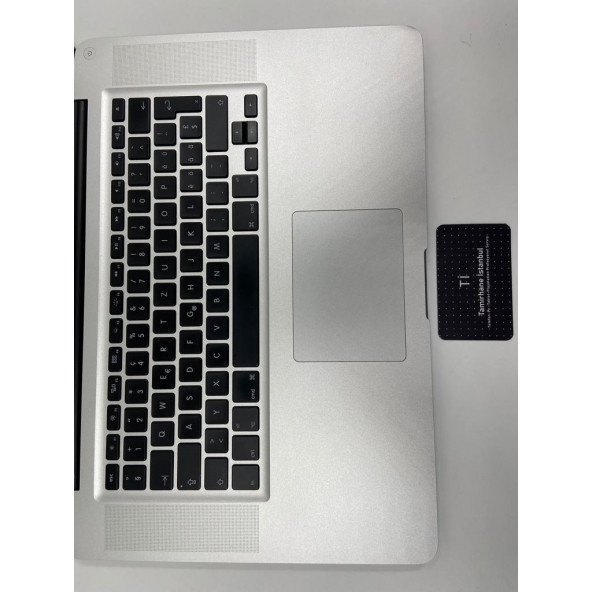 MacBook Pro 15 inç Retina Ekran i7 İşlemci 8gb Ram 500 Hdd Teşhir - 3
