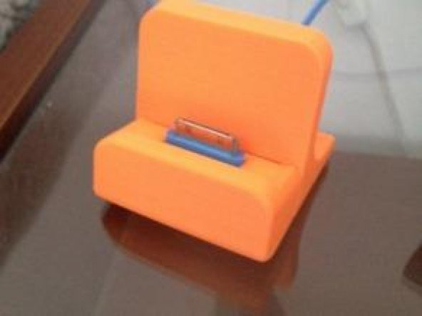İphone 4 / 4S Dockingstation Plastik Aparat - 7