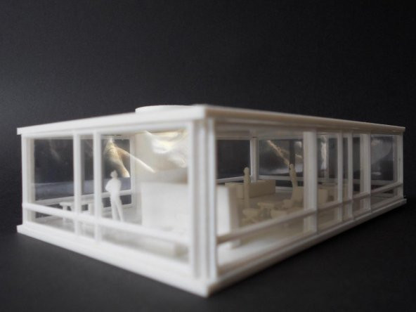 Glass Ev - Phillip Johnson Plastik Aparat - 1