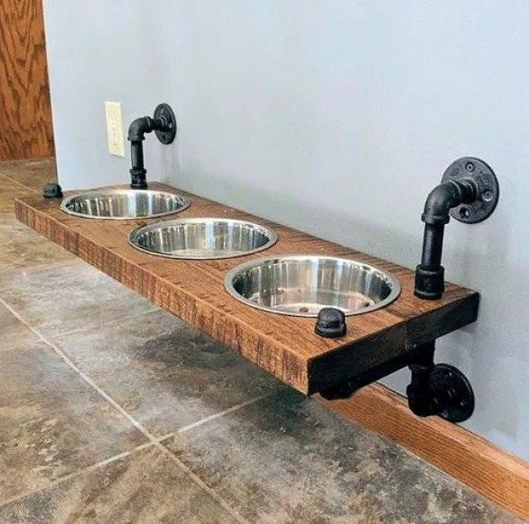 Dekoratif Borudan Kedi Köpek Mama Standı