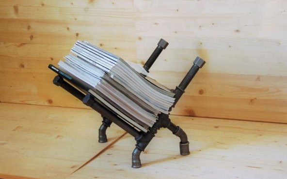 Dekoratif Borudan Kitaplık