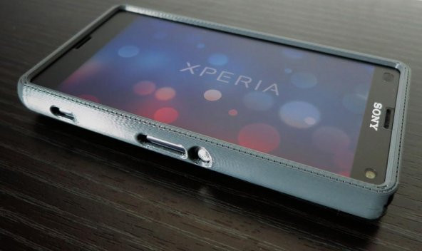 Sony Xperia Z3 Kompakt Kasa Ve İrigrip 4Quickfix İçin Tutucu Plastik Aparat