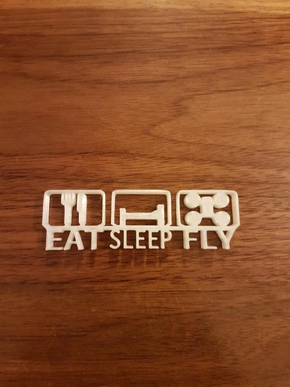 Eat Sleep Fly Quadcopter Plastik Aparat