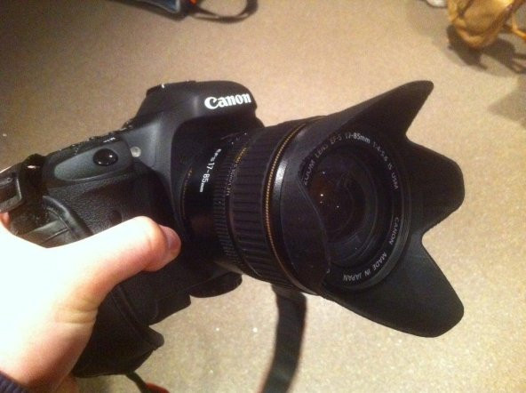 Canon Fotoğraf Makinası Ef-S 17-85 Lens Koruyucu Başlık Aparatı