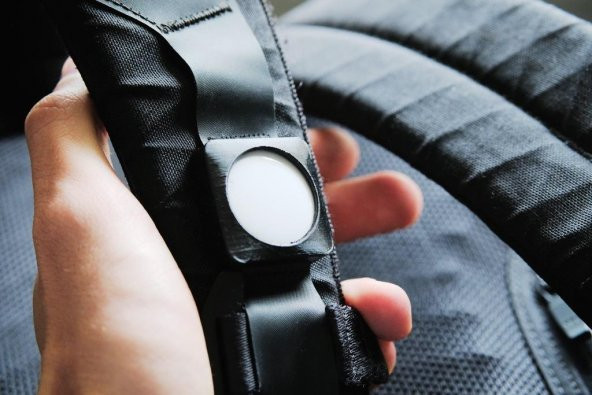 Airtag Molle Kayış Eki (Backpack Veya Çanta) Plastik Aparat