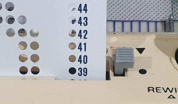 Kardeş Örgü Makinesi Punch Kart Knob Plastik Aparat - 1